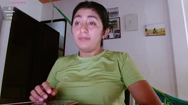 Snapshot of danna_peterson1 chatting on March 5, 2025, 8:00 pm danna peterson1 online show from March 5, 2025, 8:00 pm