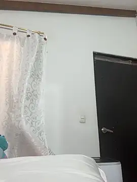 Snapshot of mia_cooper_24 chatting on December 28, 2024, 5:46 pm mia cooper 24 online show from December 28, 2024, 5:46 pm