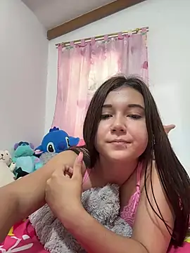 Snapshot of mia_cooper_24 chatting on February 17, 2025, 4:15 pm mia cooper 24 online show from February 17, 2025, 4:15 pm