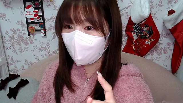Snapshot of mei_hosina chatting on December 22, 2025, 3:42 pm mei hosina online show from December 22, 2025, 3:42 pm