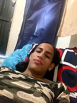 Snapshot of AlexaWarner chatting on January 6, 2026, 4:11 pm AlexaWarner online show from January 6, 2026, 4:11 pm