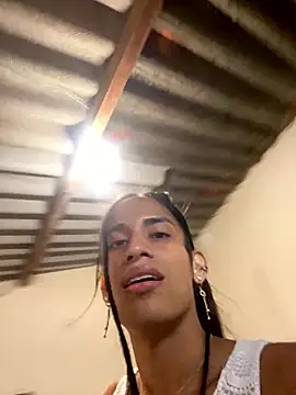 Snapshot of AlexaWarner chatting on January 8, 2026, 5:04 pm AlexaWarner online show from January 8, 2026, 5:04 pm