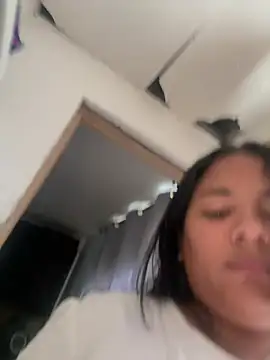 Shelmii online show from July 16, 2026, 7:31 pm