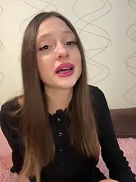 Kimsweet7 online show from November 21, 2025, 6:06 pm