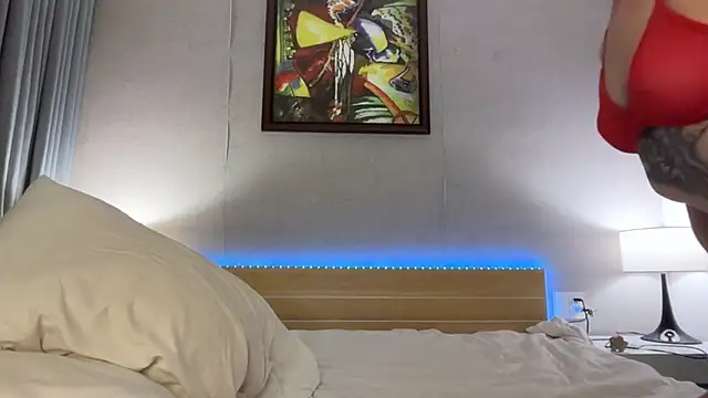 MiaDavis21 online show from March 11, 2026, 4:13 pm