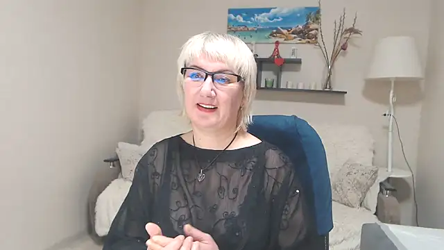 FleurMays online show from January 25, 2025, 9:47 am