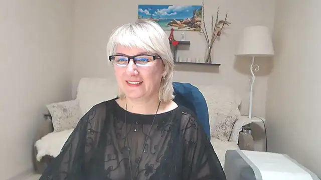 FleurMays online show from February 15, 2025, 9:05 am