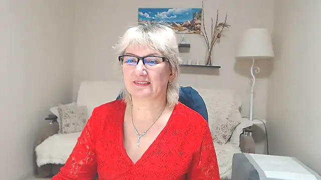 FleurMays online show from February 18, 2025, 7:32 am