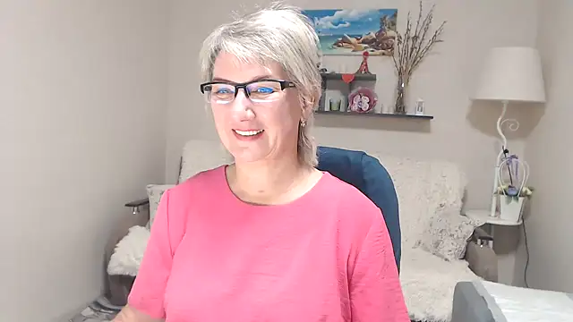 FleurMays online show from October 14, 2025, 5:08 am