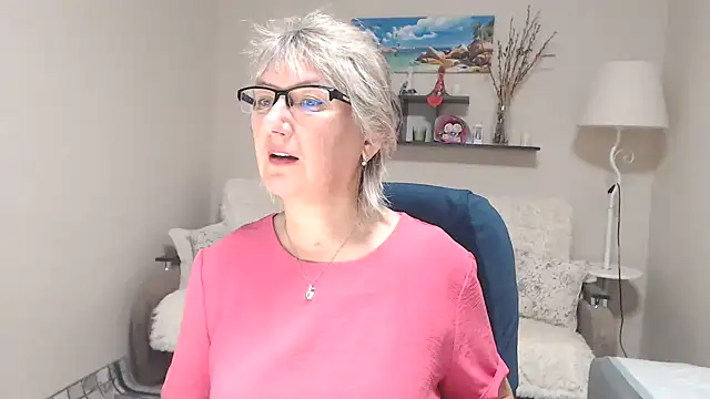 FleurMays online show from November 2, 2025, 5:54 am