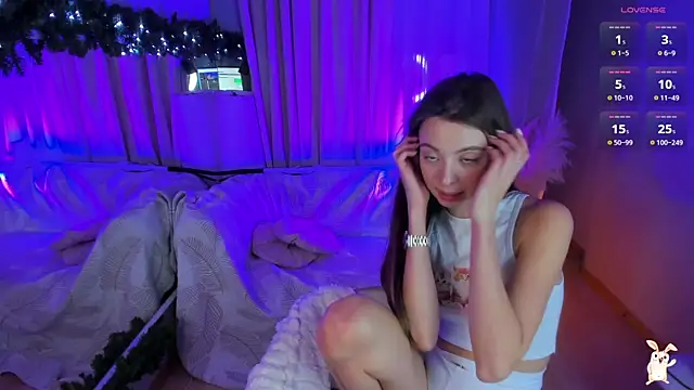 Goldy Grace  online show from December 19, 2024, 2:24 pm