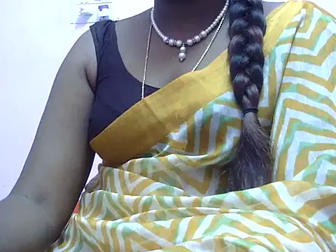 Hot akshara online show from November 27, 2025, 4:09 pm