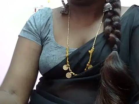 Snapshot of Hot_akshara chatting on December 20, 2025, 3:41 pm Hot akshara online show from December 20, 2025, 3:41 pm