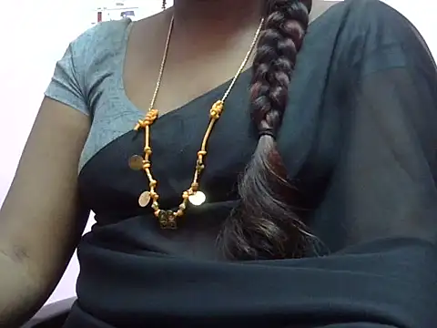 Snapshot of Hot_akshara chatting on January 10, 2026, 3:47 pm Hot akshara online show from January 10, 2026, 3:47 pm