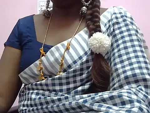 Snapshot of Hot_akshara chatting on February 4, 2026, 2:34 pm Hot akshara online show from February 4, 2026, 2:34 pm