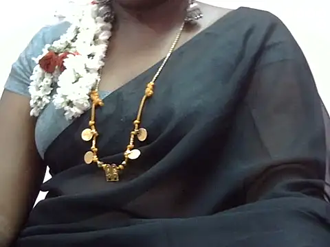 Snapshot of Hot_akshara chatting on February 8, 2026, 4:10 pm Hot akshara online show from February 8, 2026, 4:10 pm