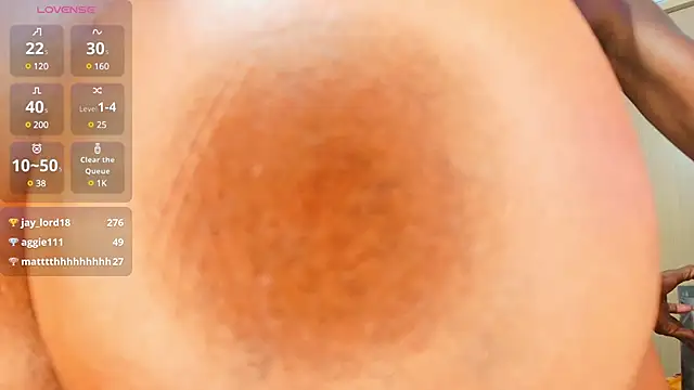 Snapshot of Scarleet_am chatting on December 29, 2024, 12:55 pm Scarleet am online show from December 29, 2024, 12:55 pm