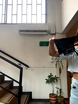 SofiaG  online show from November 28, 2025, 8:22 pm