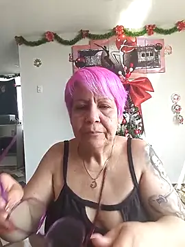 Snapshot of maturehot_65 chatting on December 17, 2025, 7:31 pm maturehot 65 online show from December 17, 2025, 7:31 pm