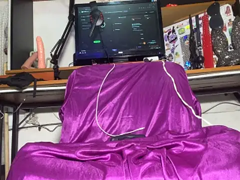 Snapshot of Lunita_5 chatting on January 18, 2026, 12:36 am Lunita 5 online show from January 18, 2026, 12:36 am