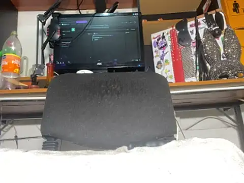 Snapshot of Lunita_5 chatting on February 5, 2026, 8:02 pm Lunita 5 online show from February 5, 2026, 8:02 pm