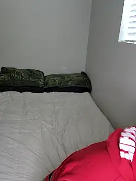 Snapshot of cinnaminnie chatting on January 13, 2026, 8:25 pm cinnaminnie online show from January 13, 2026, 8:25 pm