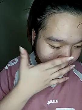 Snapshot of Thomgdee chatting on October 15, 2025, 12:55 am Thomgdee online show from October 15, 2025, 12:55 am