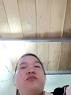 Snapshot of Thomgdee chatting on October 21, 2025, 1:06 am Thomgdee online show from October 21, 2025, 1:06 am