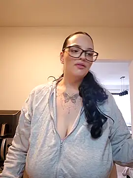 Snapshot of Jujuicy_97 chatting on March 26, 2026, 9:15 am Jujuicy 97 online show from March 26, 2026, 9:15 am