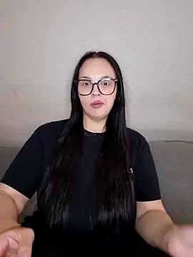 Snapshot of Jujuicy_97 chatting on May 30, 2026, 12:46 pm Jujuicy 97 online show from May 30, 2026, 12:46 pm