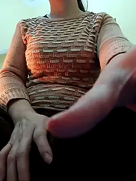 JasminePham online show from December 25, 2024, 7:24 am