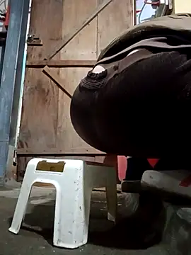 JasminePham online show from February 19, 2025, 1:08 am