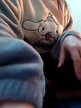 JasminePham online show from February 26, 2025, 1:21 am