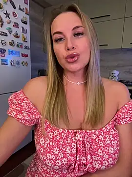 Cute Hot Alice online show from February 27, 2026, 8:20 pm