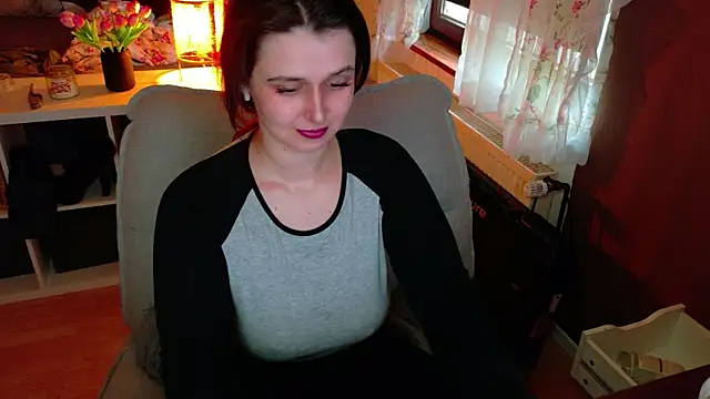 jenna-sxy19 online show from April 21, 2026, 12:00 pm