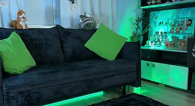 Snapshot of KiraLiLime chatting on February 7, 2026, 10:46 pm KiraLiLime online show from February 7, 2026, 10:46 pm