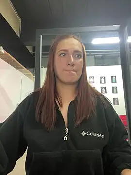 Snapshot of _KarolSmith chatting on January 18, 2025, 5:37 pm KarolSmith online show from January 18, 2025, 5:37 pm