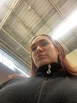 Snapshot of _KarolSmith chatting on February 22, 2025, 1:35 pm KarolSmith online show from February 22, 2025, 1:35 pm