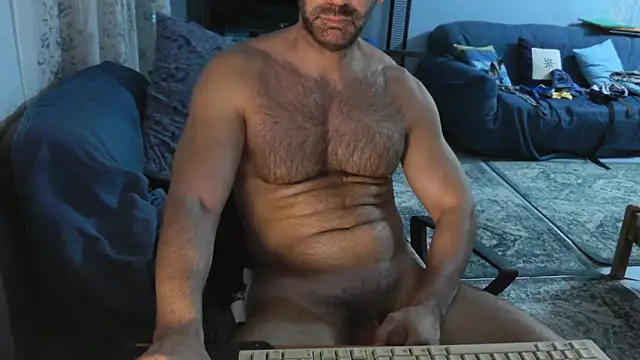 TebaldHot online show from September 26, 2025, 9:35 am