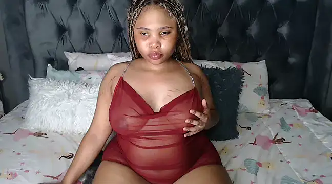 Snapshot of Anaelle24 chatting on December 9, 2024, 2:13 am Anaelle24 online show from December 9, 2024, 2:13 am