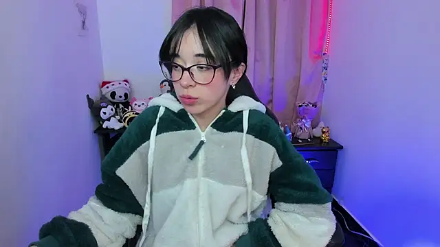 Snapshot of indra_cam chatting on January 23, 2025, 8:57 am indra cam online show from January 23, 2025, 8:57 am