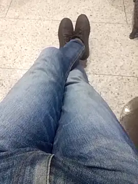 Snapshot of haway77777 chatting on December 17, 2025, 3:51 pm haway77777 online show from December 17, 2025, 3:51 pm