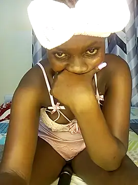 Slimthick900 online show from March 14, 2025, 6:50 pm