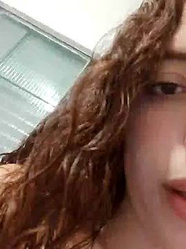 Sweet-diamondxxx online show from January 29, 2025, 9:39 pm