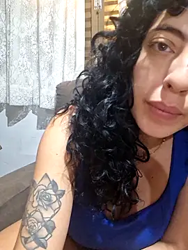 Sweet-diamondxxx online show from March 21, 2026, 11:59 am