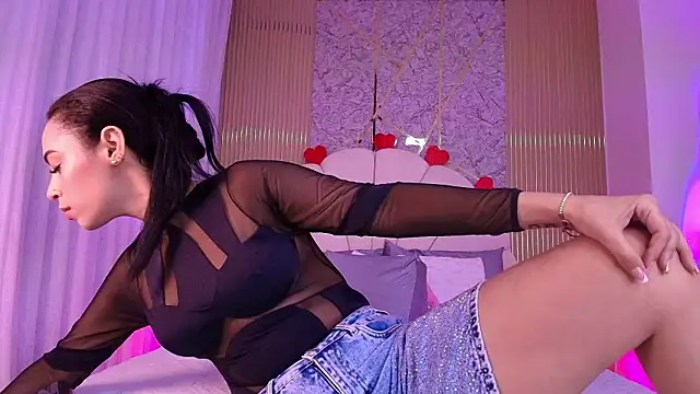 aisha sh online show from February 14, 2026, 12:02 pm