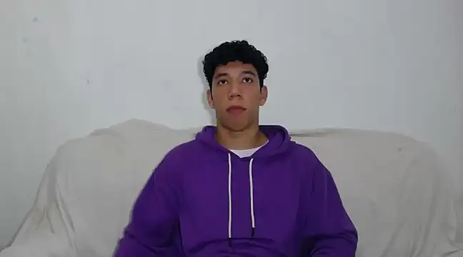 ethan noir online show from February 22, 2025, 7:58 pm