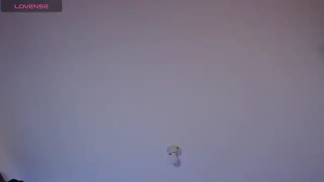 Snapshot of ValerieDamon chatting on February 6, 2025, 7:29 pm ValerieDamon online show from February 6, 2025, 7:29 pm