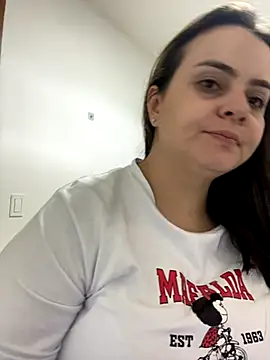 Snapshot of Im_Amelia chatting on October 23, 2025, 10:08 pm Im Amelia online show from October 23, 2025, 10:08 pm