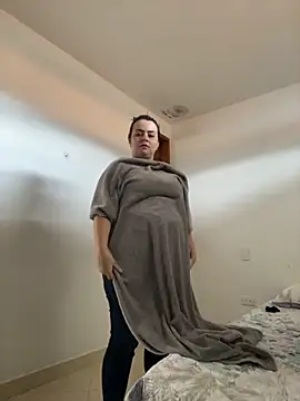 Snapshot of Im_Amelia chatting on October 29, 2025, 1:02 pm Im Amelia online show from October 29, 2025, 1:02 pm